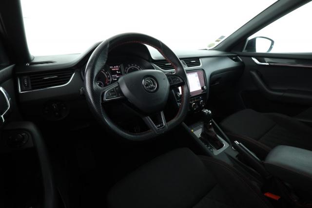 Skoda Octavia image 5