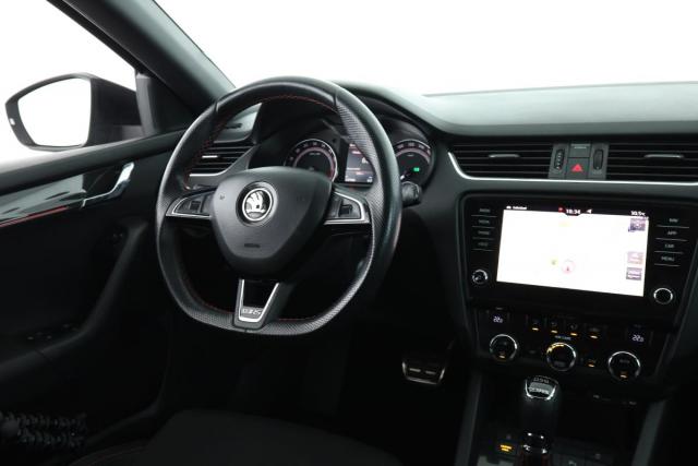 Skoda Octavia image 9