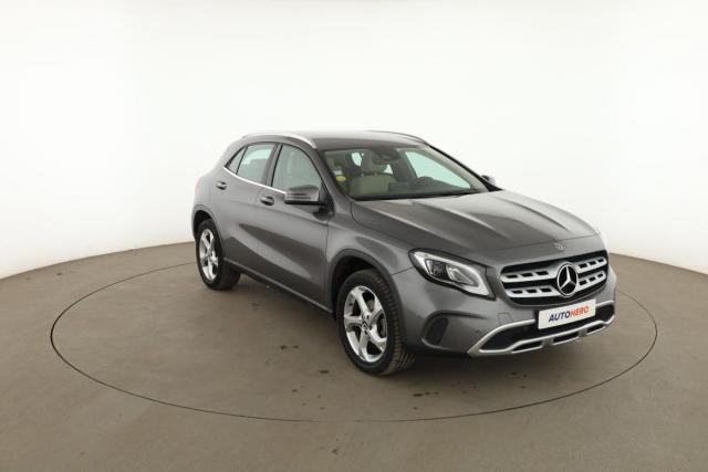 Mercedes Benz Gla image 1