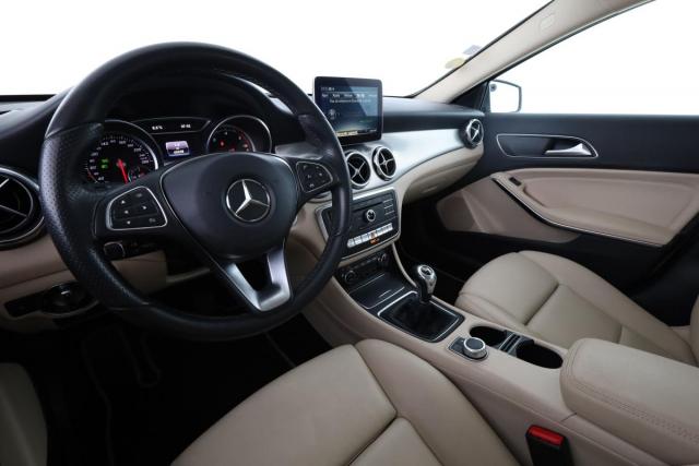 Mercedes Benz Gla image 7