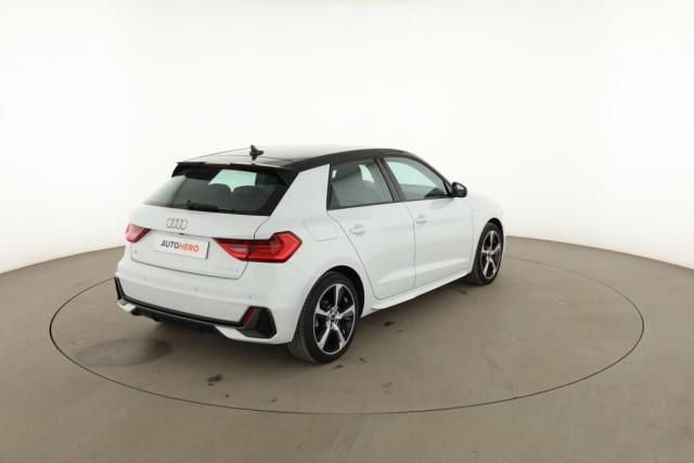 Audi A1 Sportback image 1