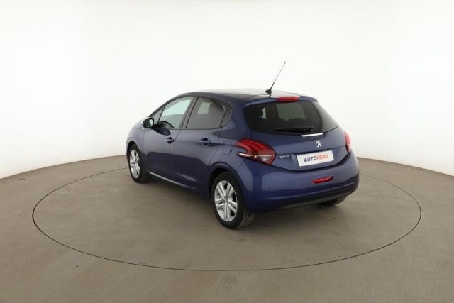 Peugeot 208 image 5