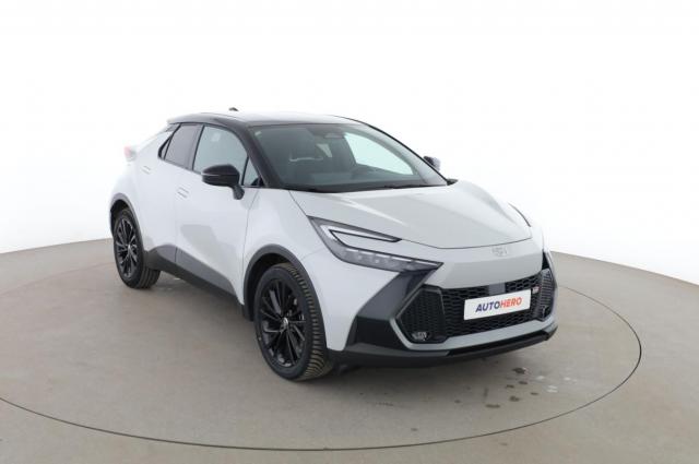 Toyota C-Hr image 6