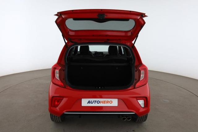 Kia Picanto image 1