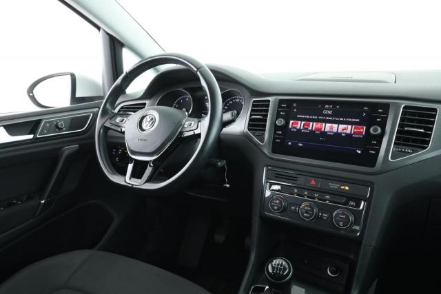 Volkswagen Golf Sportsvan image 7