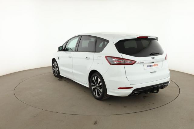 Ford S-Max image 1