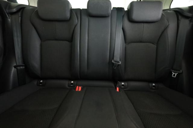 Land Rover Range Rover Evoque image 2