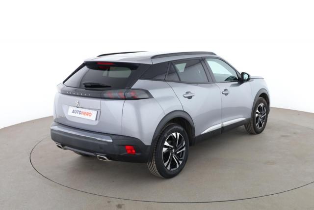 Peugeot 2008 image 2