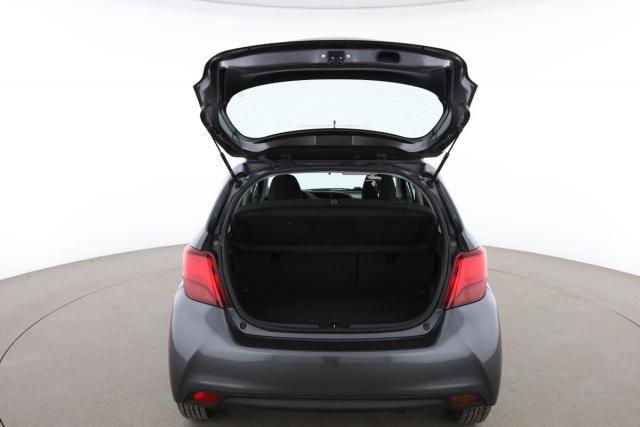 Toyota Yaris image 9