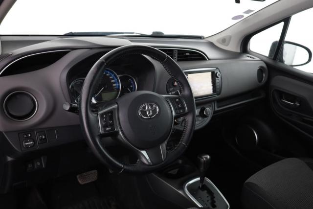 Toyota Yaris image 8