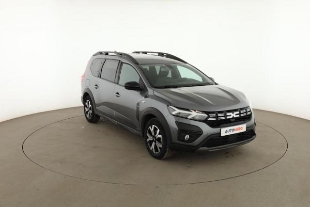 Dacia Jogger image 1