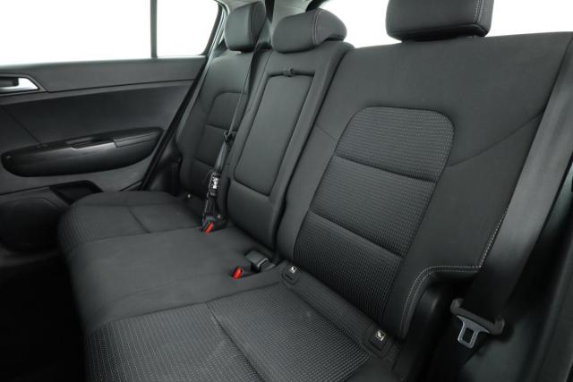 Kia Sportage image 6
