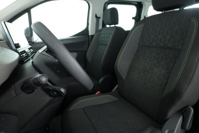 Peugeot Rifter image 5