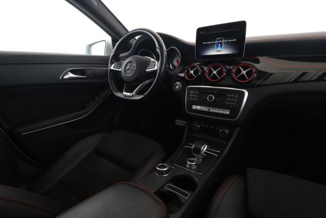 Mercedes Benz Cla image 9
