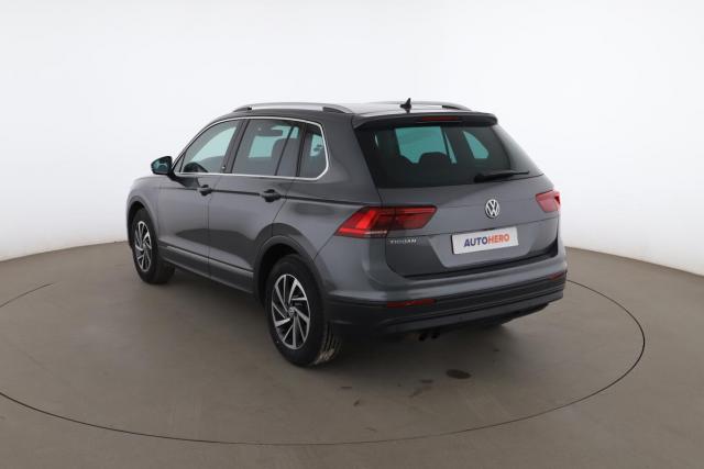 Volkswagen Tiguan image 6