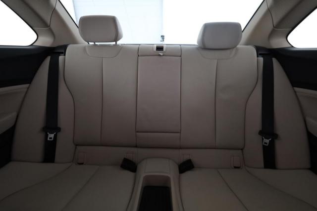 Bmw Serie 2 image 2