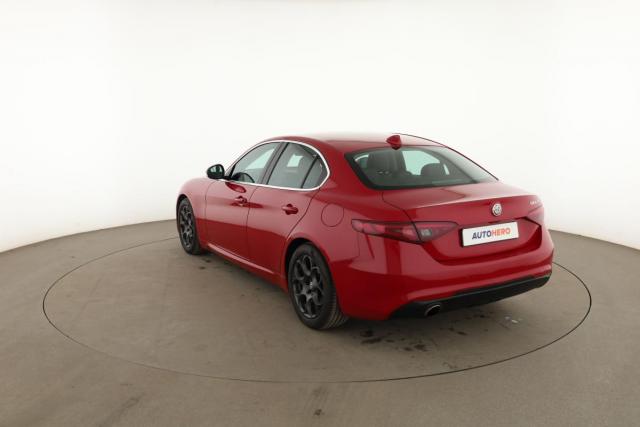 Alfa Romeo Giulia image 9