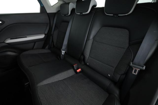 Renault Captur image 9