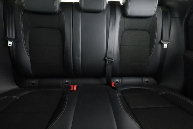 Jaguar E-Pace image 3