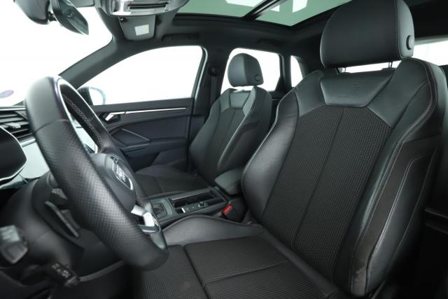 Audi Q3 image 1