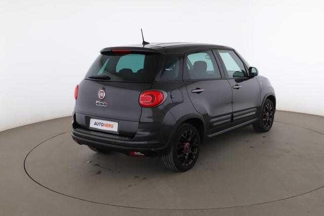 Fiat 500l image 8