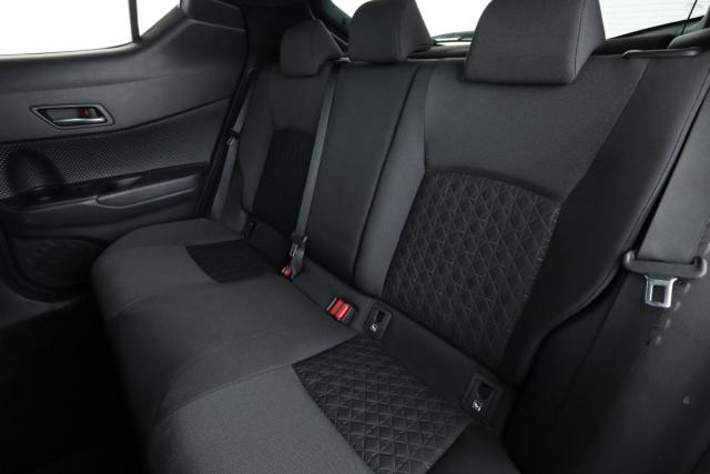 Toyota C-Hr image 3