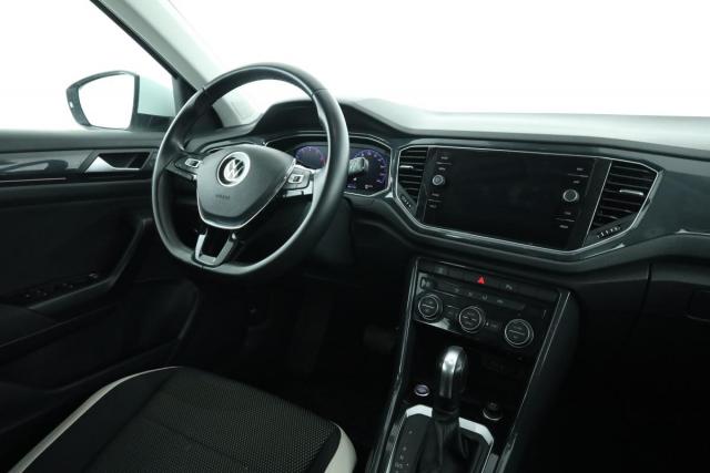Volkswagen T-Roc image 9