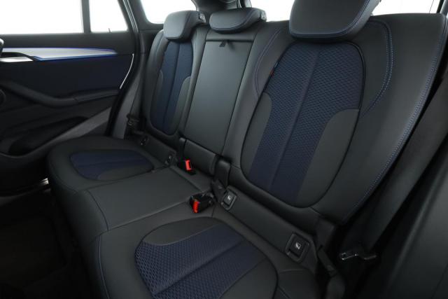 Bmw X1 image 6