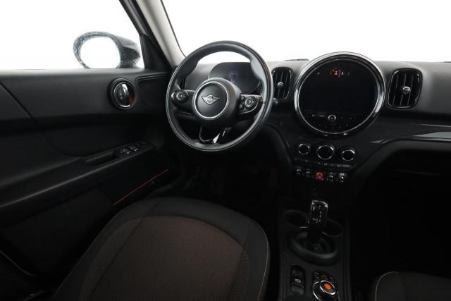 Mini Countryman image 8