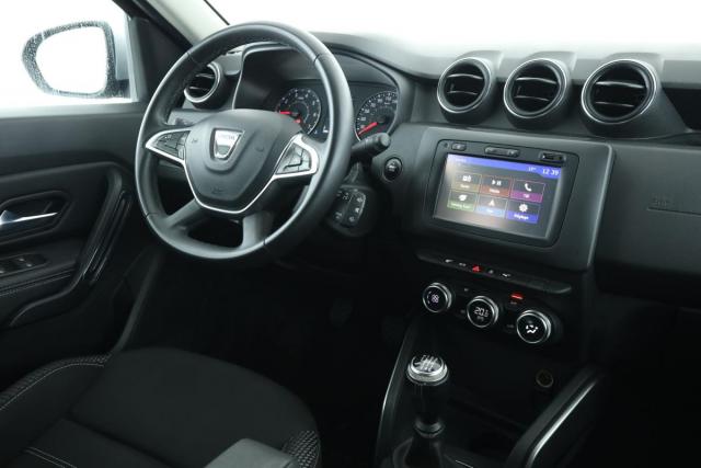 Dacia Duster image 1