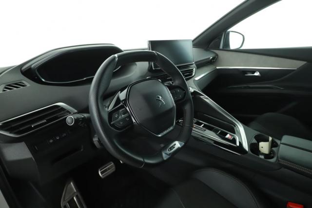 Peugeot 5008 image 1