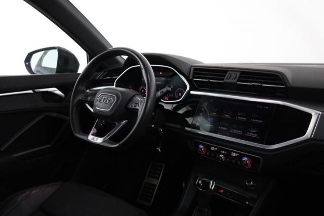 Audi Q3 image 7