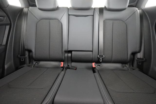 Audi Q3 image 4
