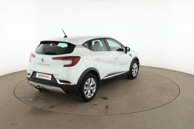 Renault Captur image 8
