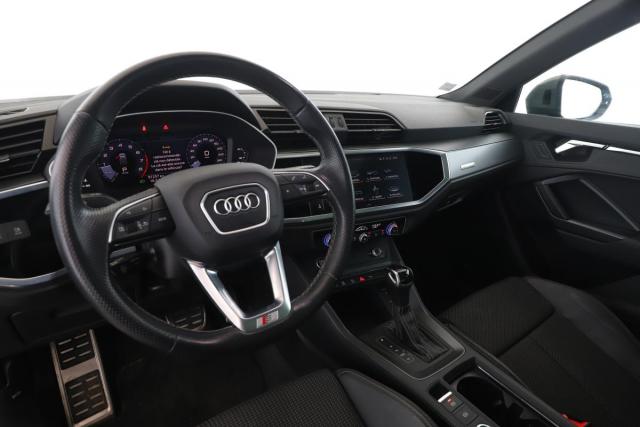 Audi Q3 image 2