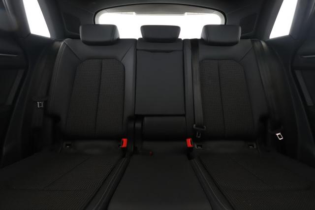 Audi Q3 image 4