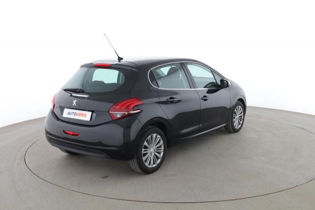 Peugeot 208 image 3