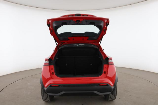 Nissan Juke image 6