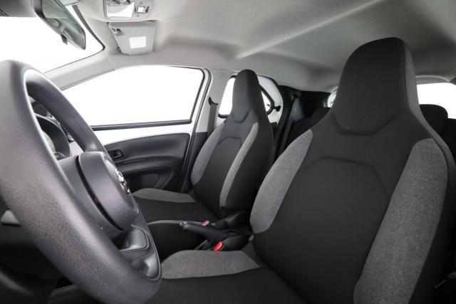 Toyota Aygo X image 8