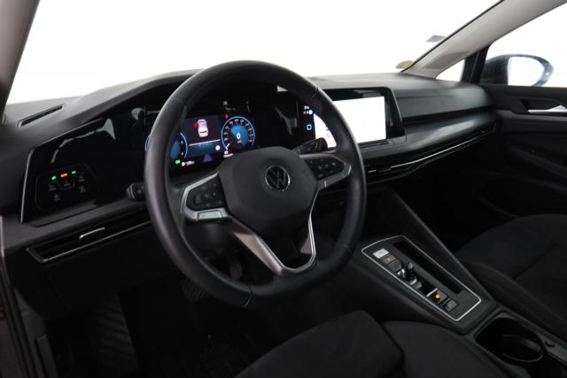 Volkswagen Golf image 9