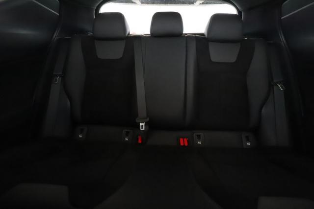 Toyota C-Hr image 1
