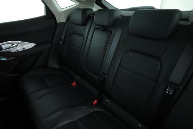 Jaguar E-Pace image 9