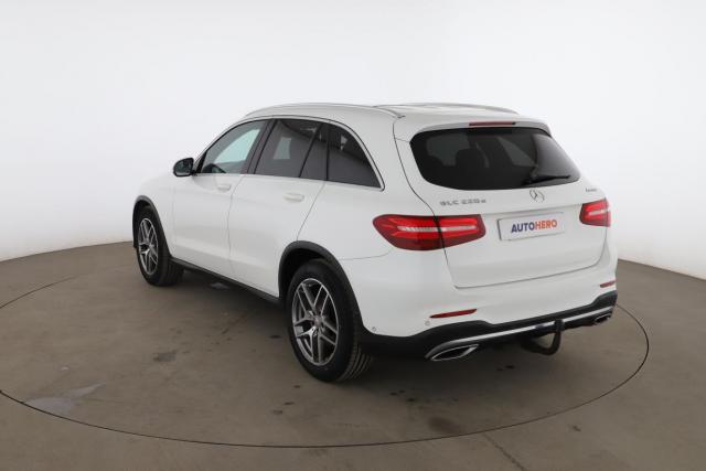 Mercedes Benz Glc image 8