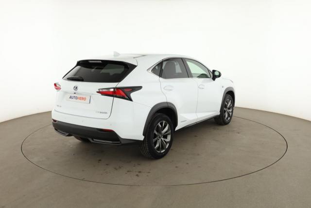 Lexus Nx image 9