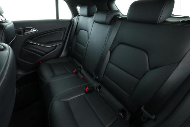 Mercedes Benz Cla Shooting Brake image 3