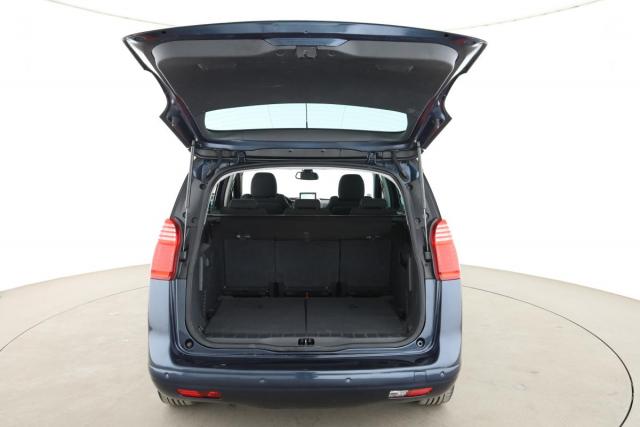 Peugeot 5008 image 3