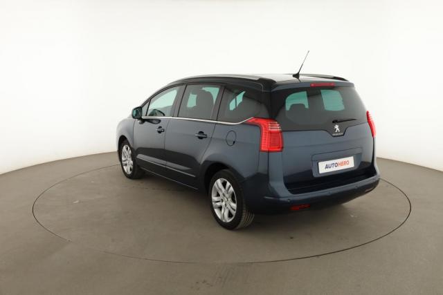 Peugeot 5008 image 9