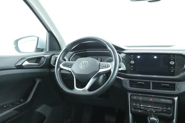 Volkswagen T-Cross image 2