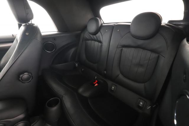 Mini Cabrio image 1