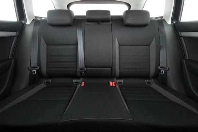 Skoda Octavia image 4